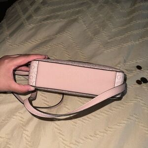 New guess bag without tags never used